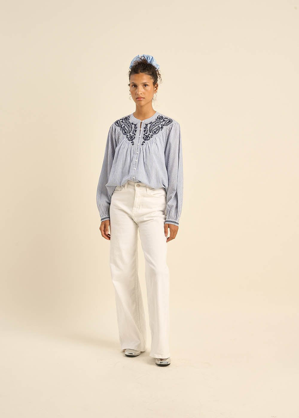 LYLA High-waisted flare jeans - 1 - Sud Express - Sud Express
