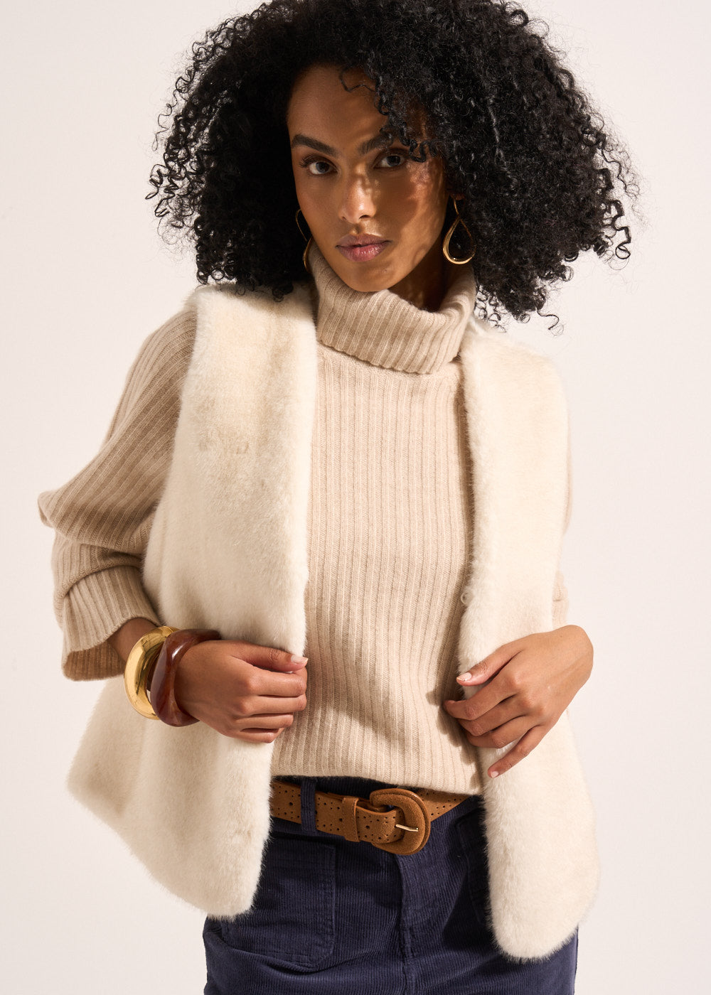 GUARANI Sleeveless faux fur cardigan - 4 - Sud Express - Sud Express