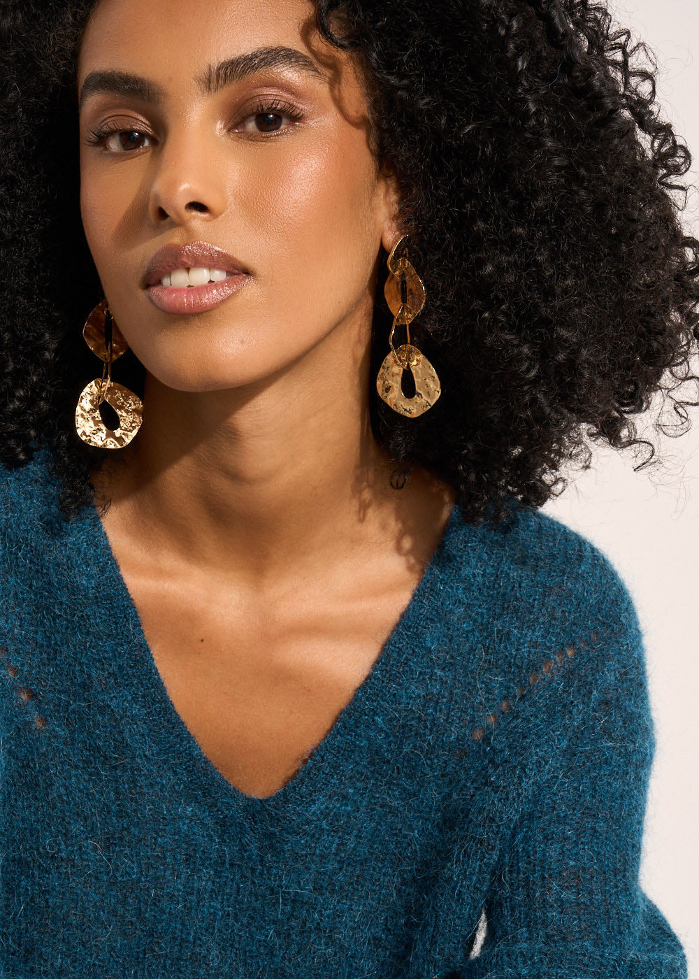 MANNAKO V-neck sweater with 3/4-length sleeves - 2 - Sud Express - Sud Express