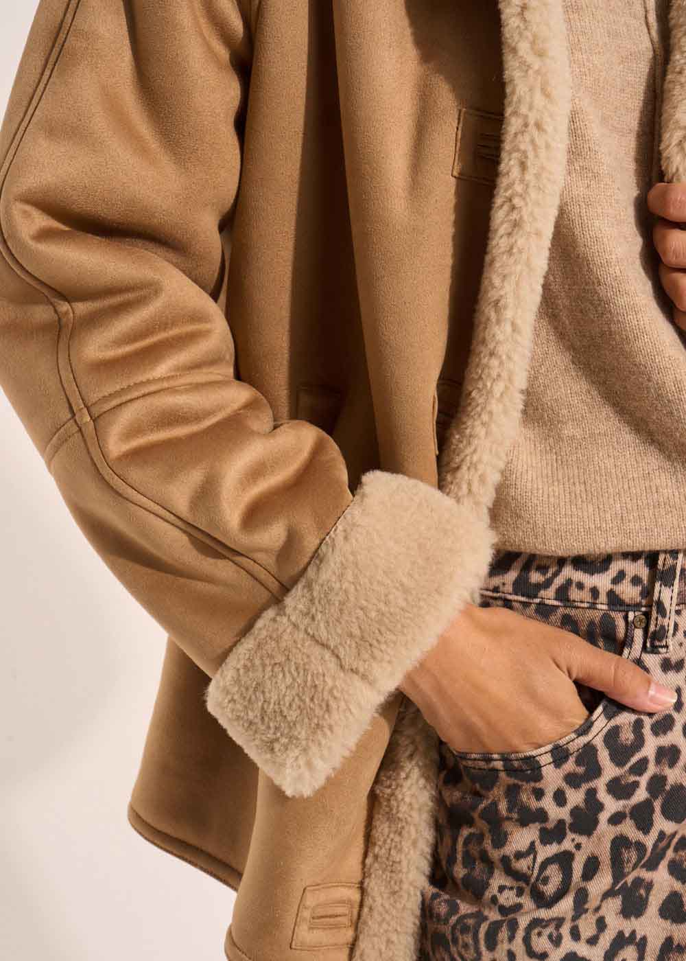 MUFFIN Faux shearling-inspired design - 2 - Sud Express - Sud Express