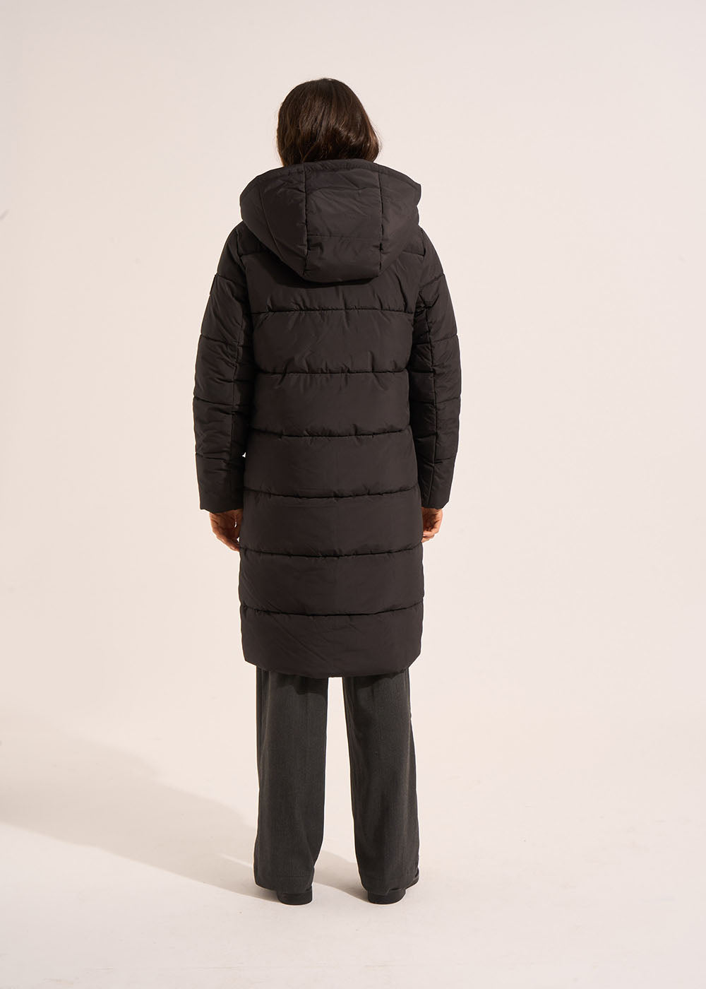 DIAMANTE Long iridescent water-repellent down jacket with hood - 3 - Sud Express - Sud Express