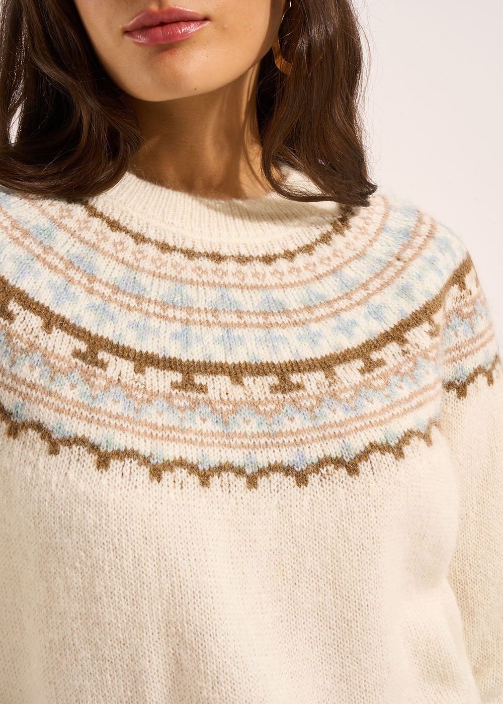 MISLANDA Warm knitted round neck jumper with patterns - 2 - Sud Express - Sud Express