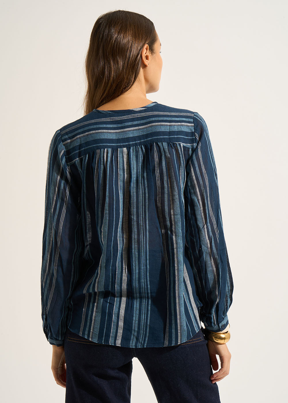 CHARLIZA Striped shirt with round neckline and long sleeves - 3 - Sud Express - Sud Express