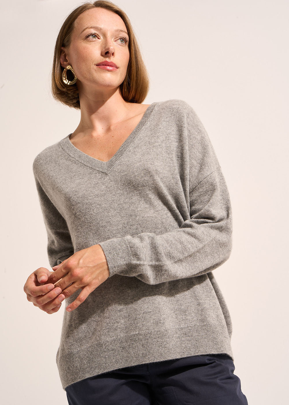 MAPOUPYNOU Long-sleeved cashmere V-neck jumper - 1 - Sud Express - Sud Express