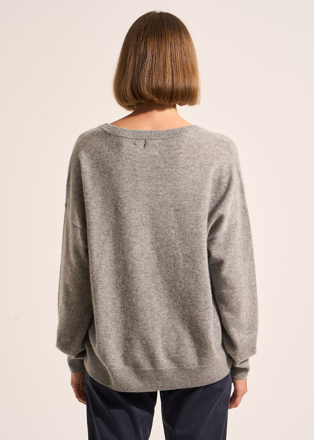 MAPOUPYNOU Long-sleeved cashmere V-neck jumper - 3 - Sud Express - Sud Express