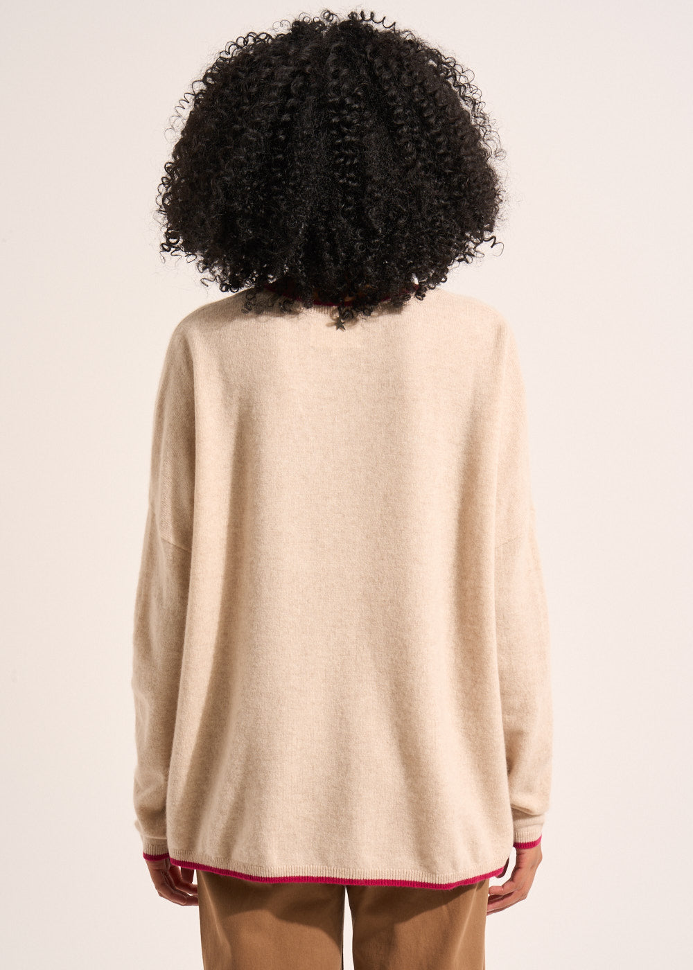 MAJOJO Cashmere jumper with V-neck and long sleeves - 3 - Sud Express - Sud Express