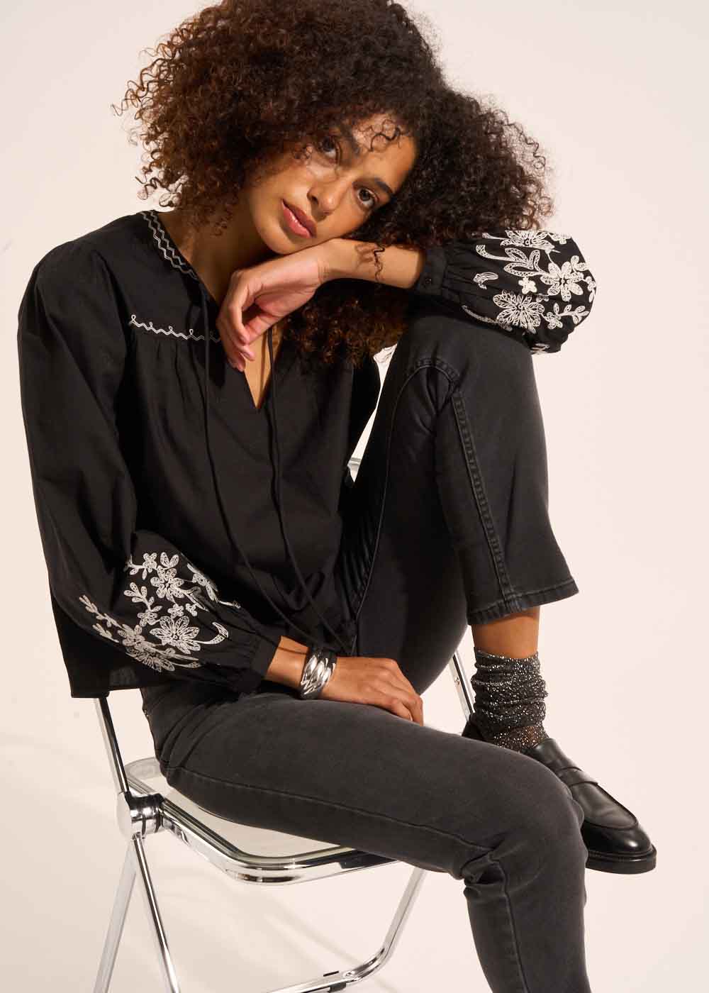 files/37736_NOIR_E_8c64aa4a-26e9-4e9b-ac33-5331fb8bc80d.jpg - Sud Express