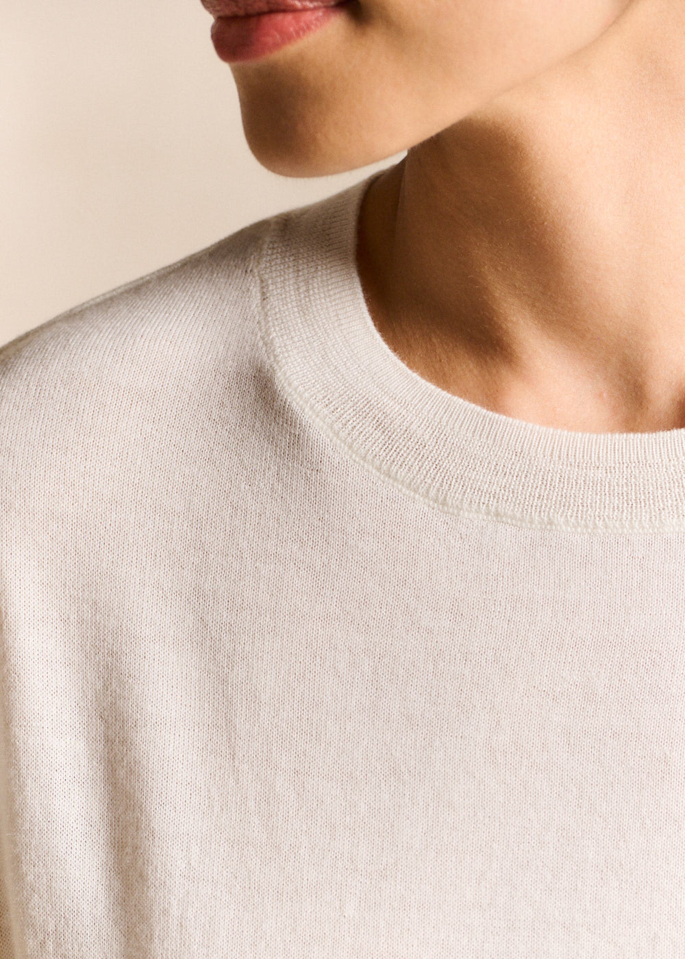 Wool round-neck sweater - Sud Express - 2 - Sud Express