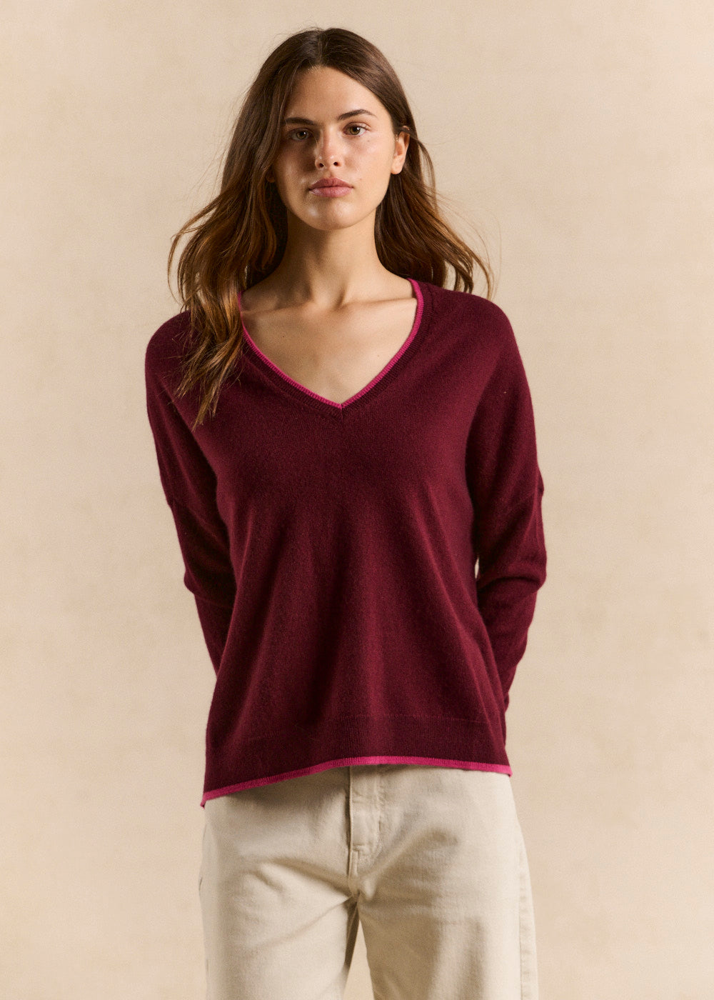 MAJOELLA V-neck cashmere jumper - 1 - Sud Express - Sud Express