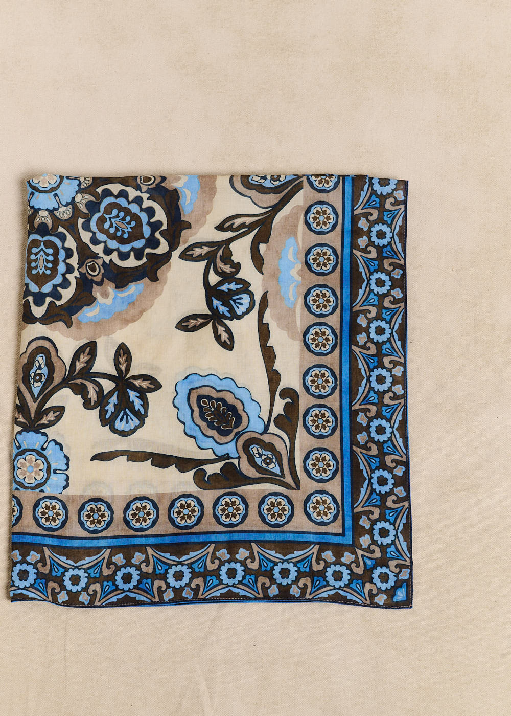 Cotton square scarf with floral print - Sud Express - 2 - Sud Express