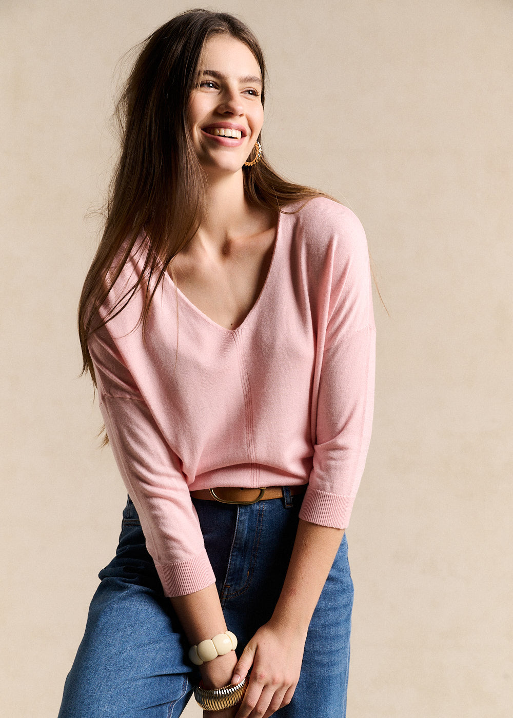 MANONO Oversized V-neck jumper with mid-length sleeves - 1 - Sud Express - Sud Express