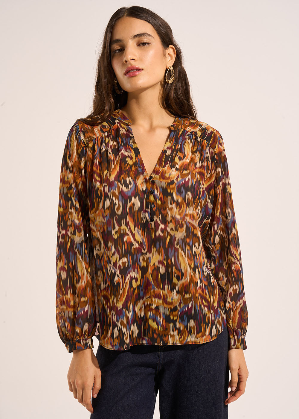 Loose-fitting long-sleeved blouse with multicoloured print - Sud Express - 1 - Sud Express