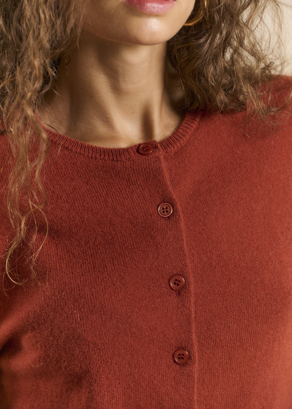 Buttoned cashmere cardigan, straight cut - Sud Express - 2 - Sud Express
