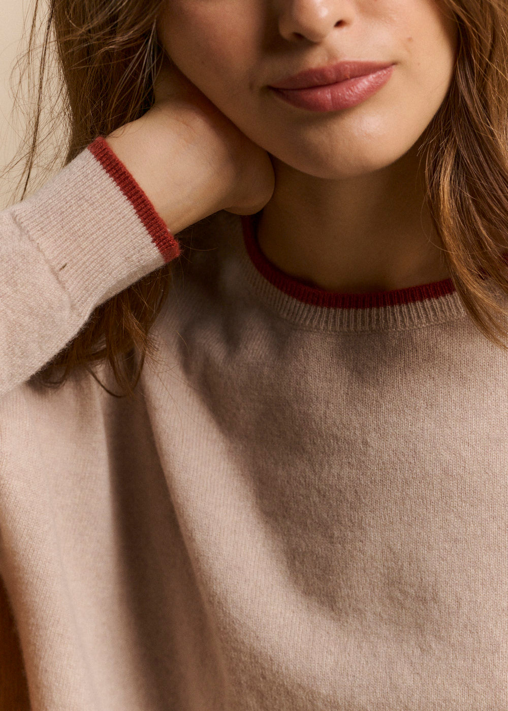 Boat neck cashmere sweater, boxy fit - Sud Express - 4 - Sud Express