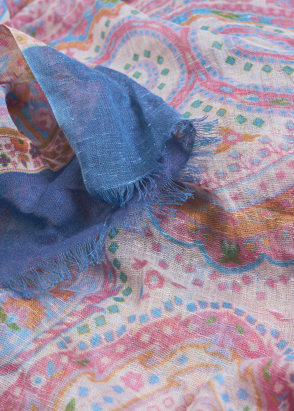 Rectangular scarf with paisley print - Sud Express - 2 - Sud Express