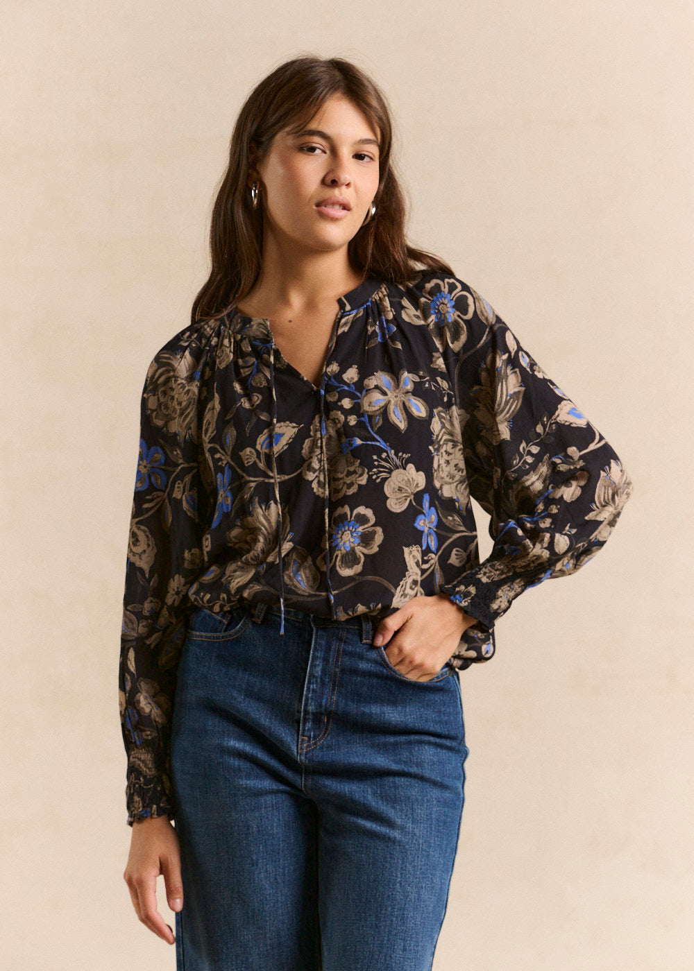Floral print top with officer collar - Sud Express - 5 - Sud Express