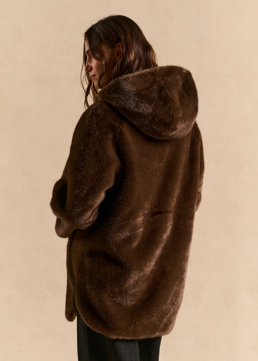 MANILLE Long hooded faux fur coat - 3 - Sud Express - Sud Express