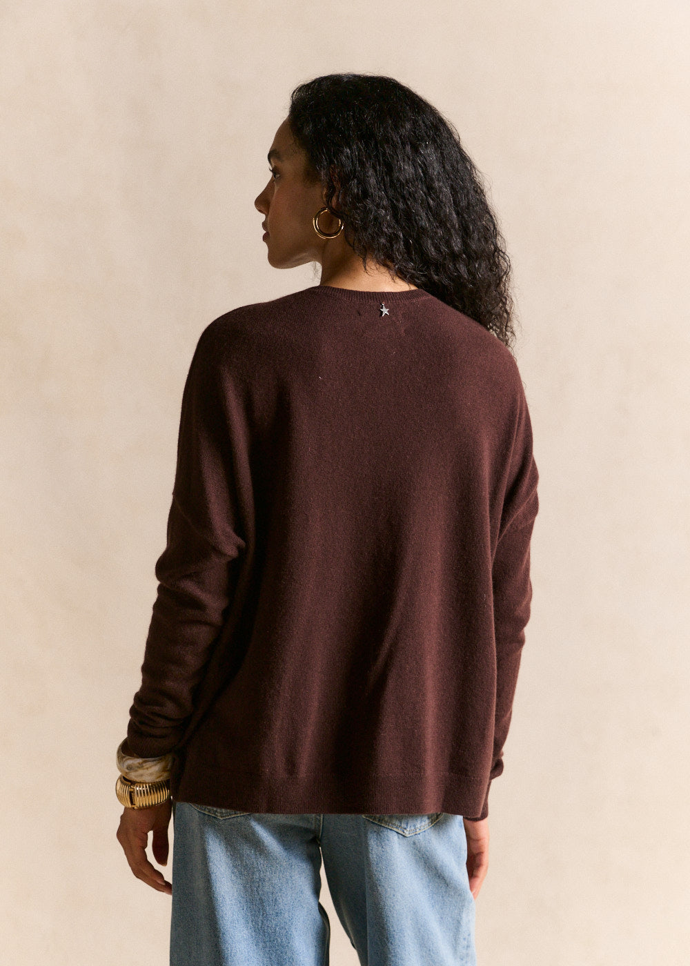 Cashmere V-neck sweater flared fit - Sud Express - 3 - Sud Express