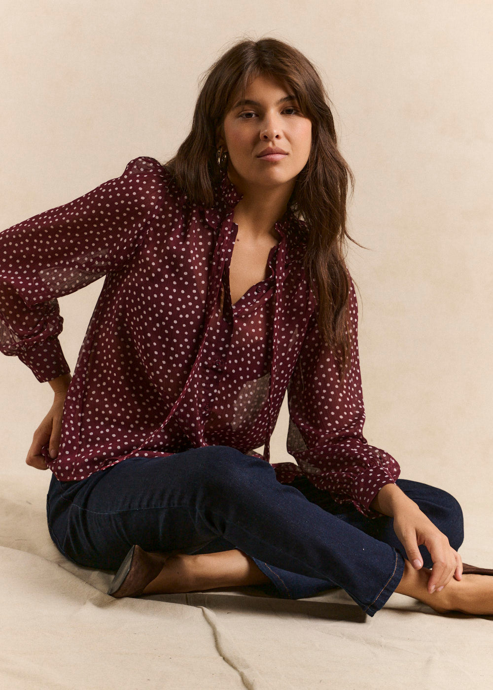 Polka dot printed blouse with ruffled collar - Sud Express - 5 - Sud Express