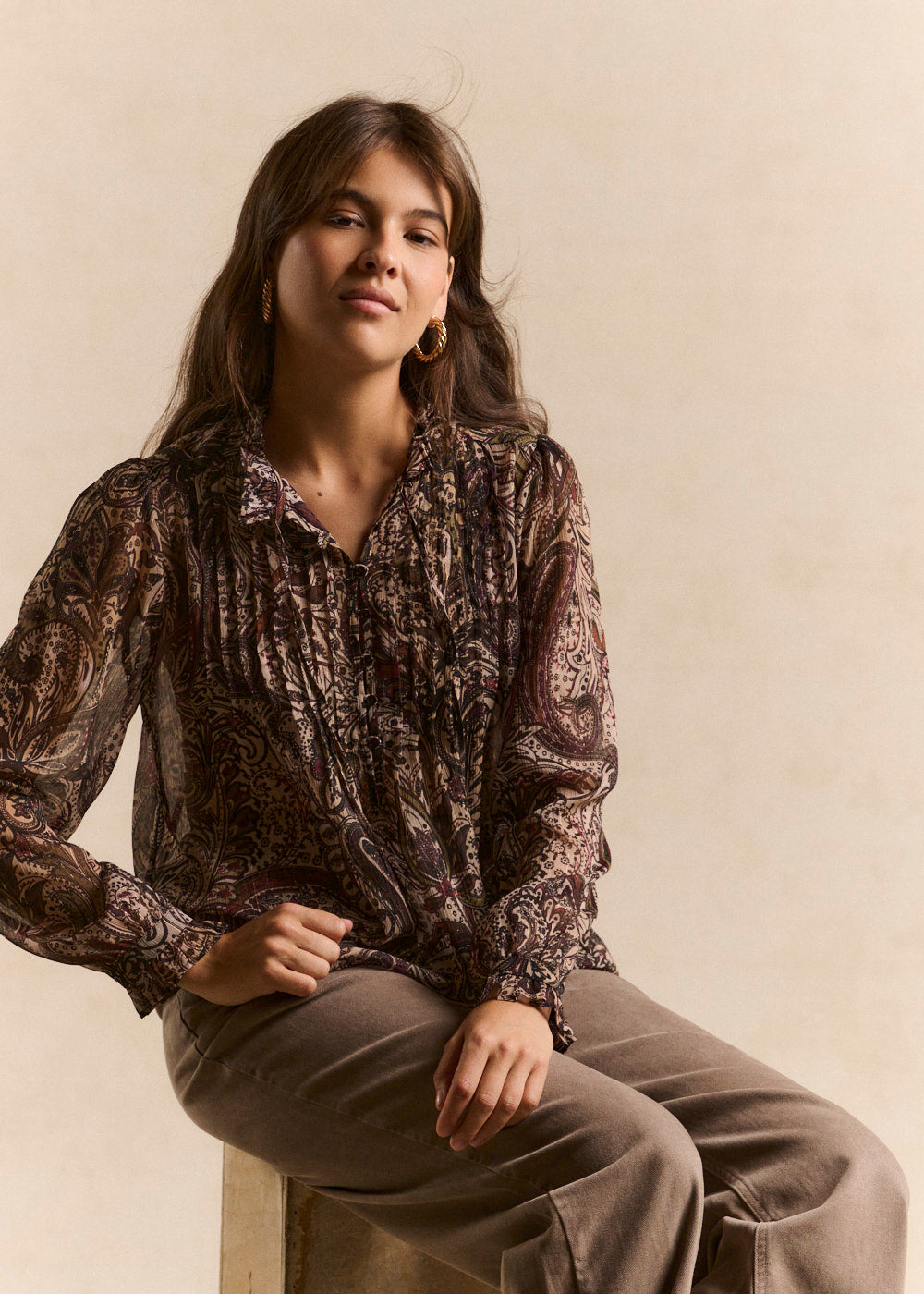 Printed blouse with ruffled collar - Sud Express - 4 - Sud Express