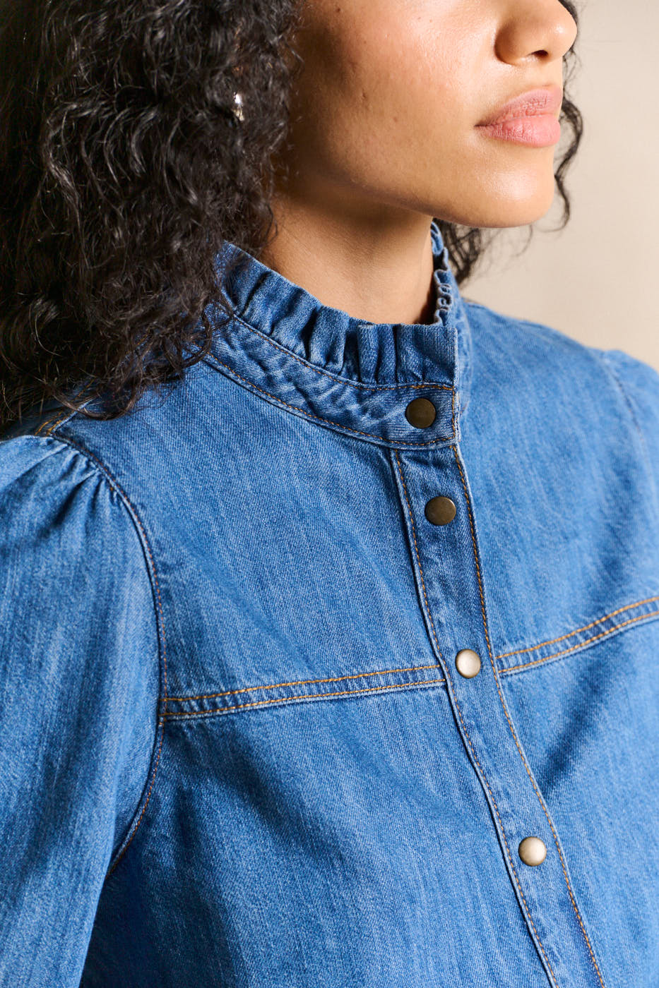COLUA Denim shirt ruffled collar - 2 - Sud Express - Sud Express