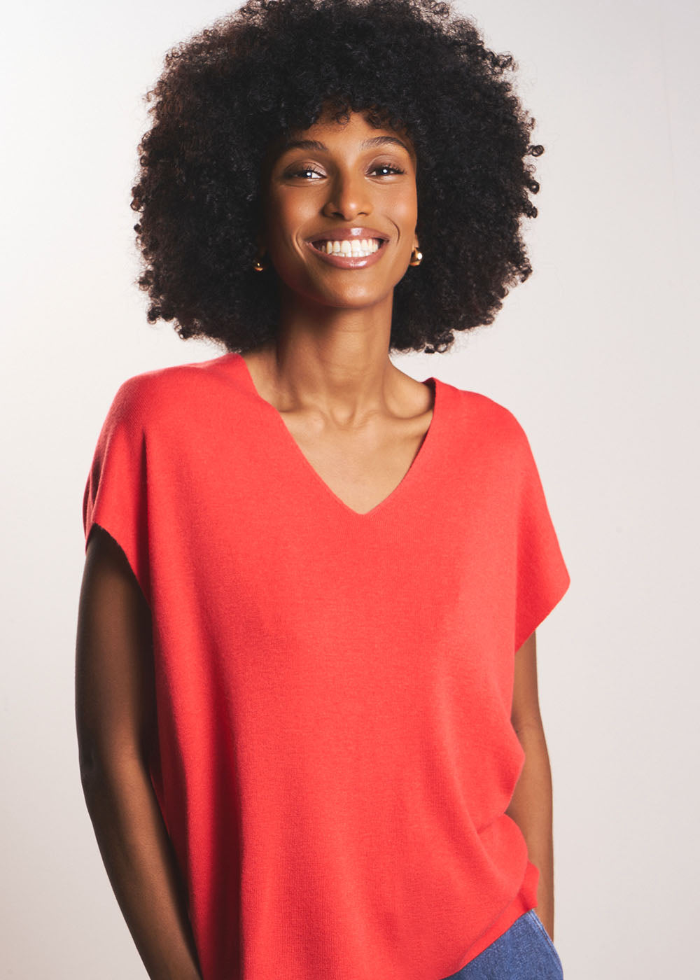 Sleeveless V-neck jumper in ribbed knit - Sud Express - 5 - Sud Express