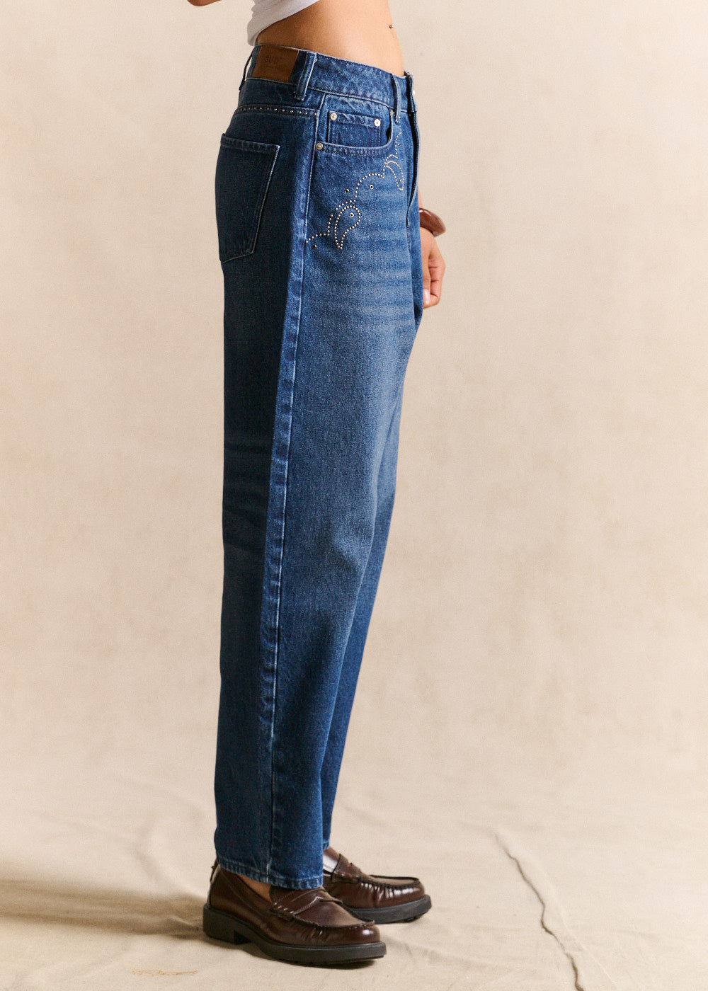 Balloon jeans with stud detailing - Sud Express - 5 - Sud Express