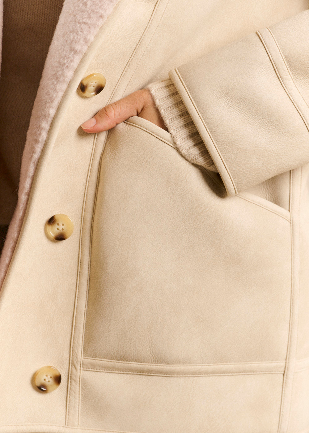 MAFLEURY Hooded faux shearling coat - 4 - Sud Express - Sud Express