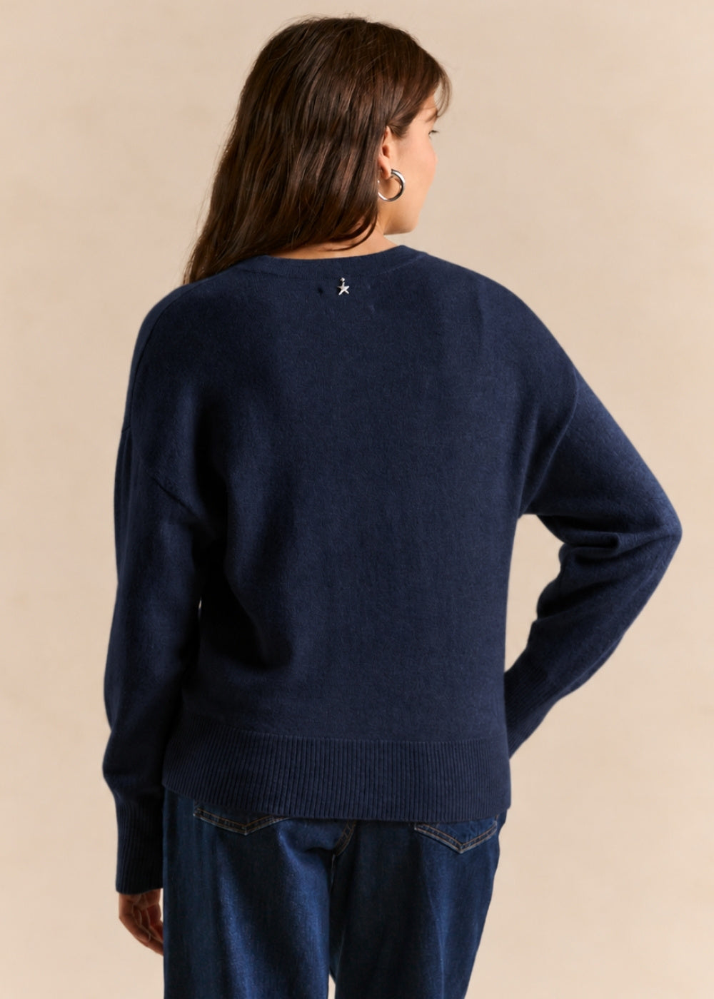 Short V-neck cashmere cardigan - Sud Express - 3 - Sud Express