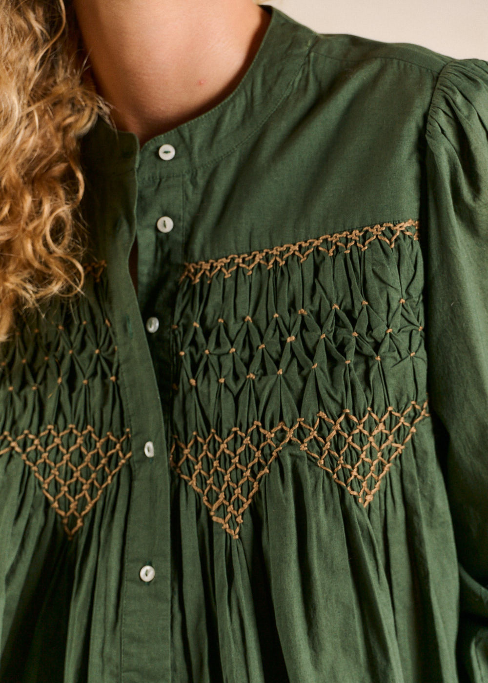 Kaki cotton shirt with smocking - Sud Express - 2 - Sud Express