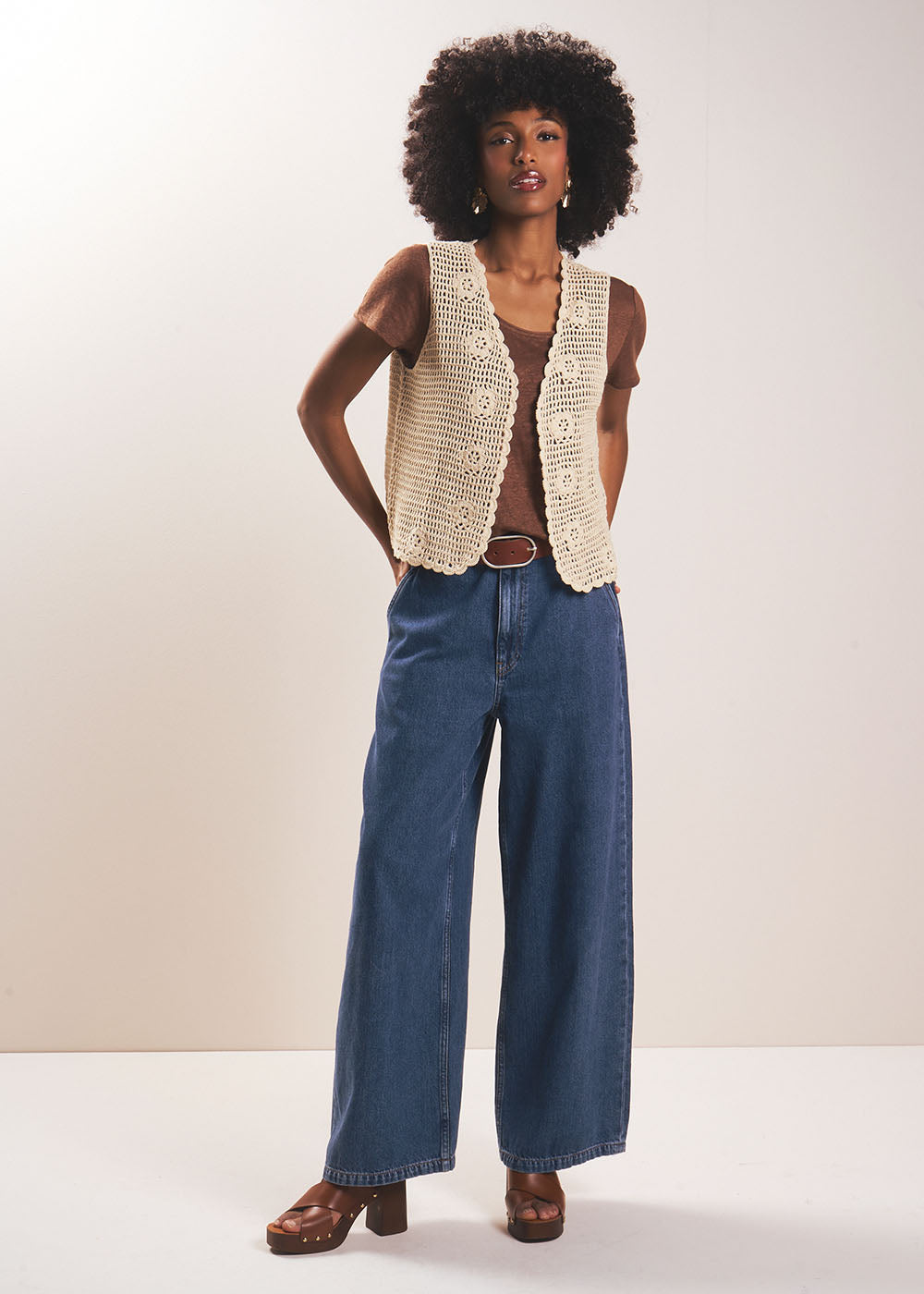 Sleeveless cardigan - Sud Express - 5 - Sud Express