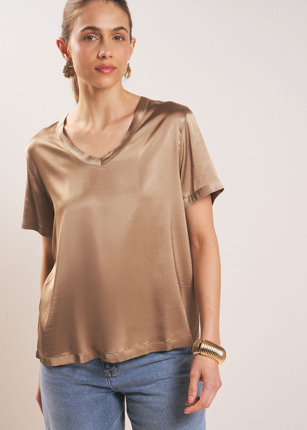 Satin V-neck T-shirt - Sud Express - 5 - Sud Express