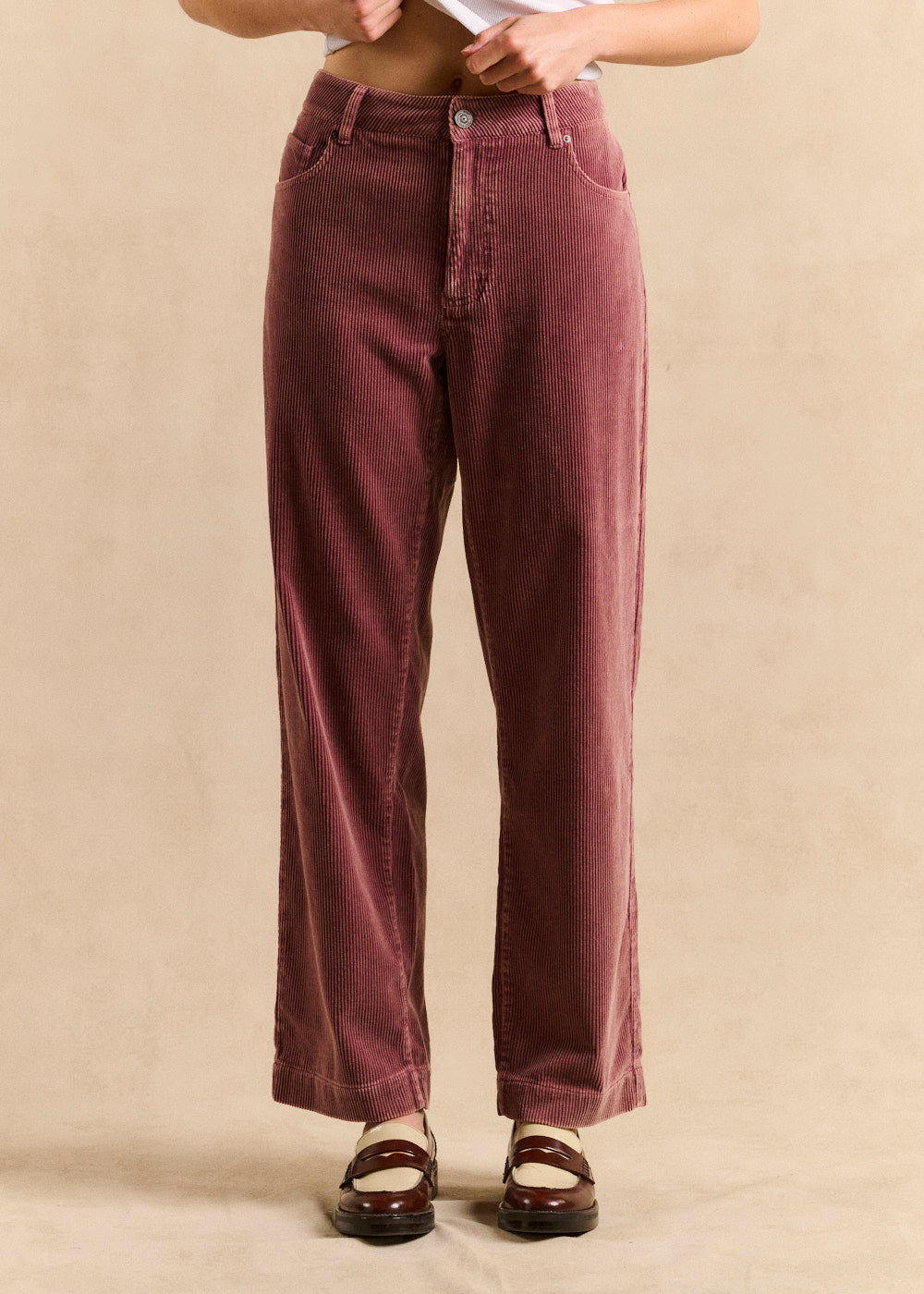 Boyfriend-fit corduroy trousers - Sud Express - 5 - Sud Express