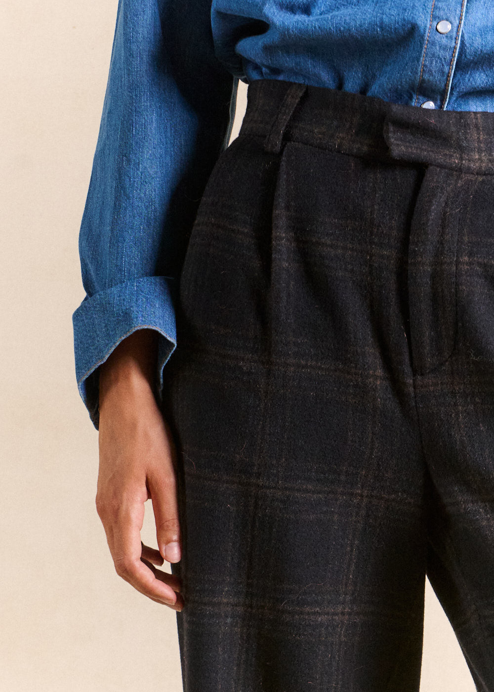 High-waisted, wide-leg checked trousers - Sud Express - 2 - Sud Express