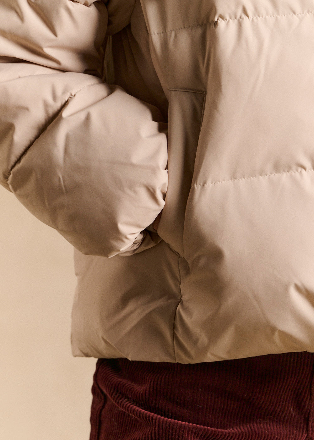 Oversized short puffer jacket with hood - Sud Express - 4 - Sud Express