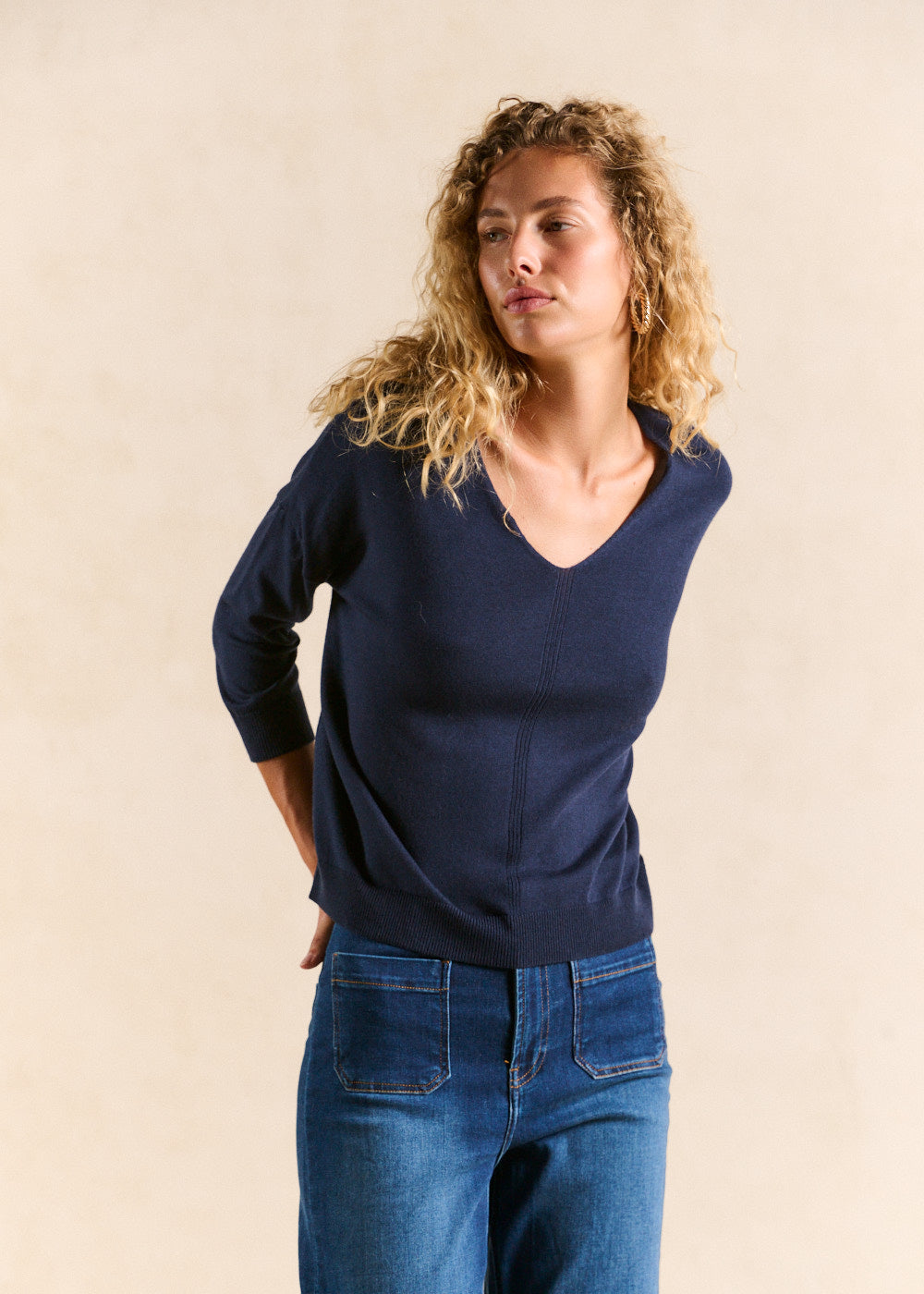 Oversized V-neck jumper with mid-length sleeves - Sud Express - 5 - Sud Express