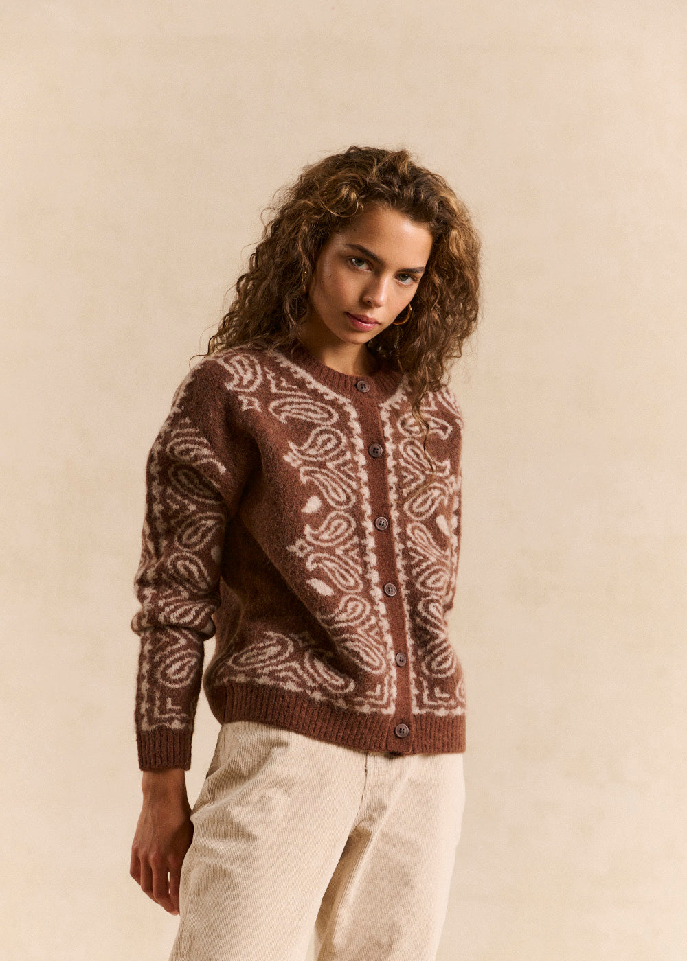 Bandana-pattern jacquard knit cardigan - Sud Express - 4 - Sud Express