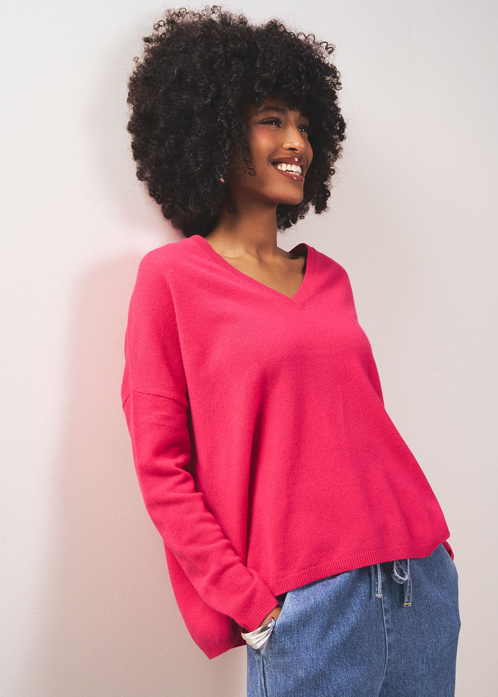 Cashmere V-neck sweater with long sleeves - Sud Express - 5 - Sud Express