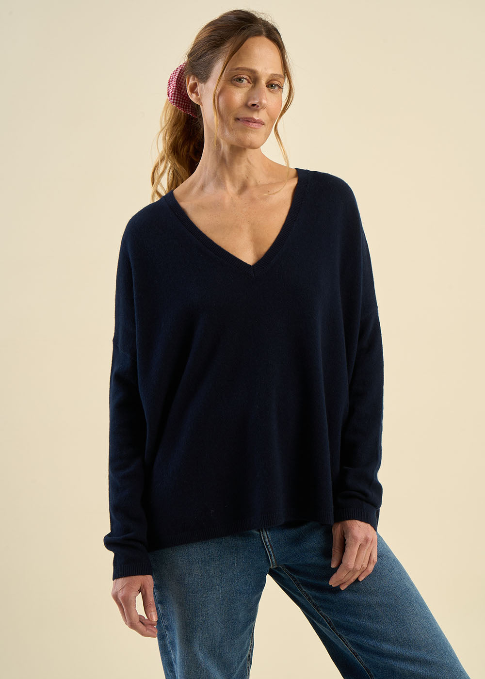 Cashmere V-neck sweater with long sleeves - Sud Express - 6 - Sud Express