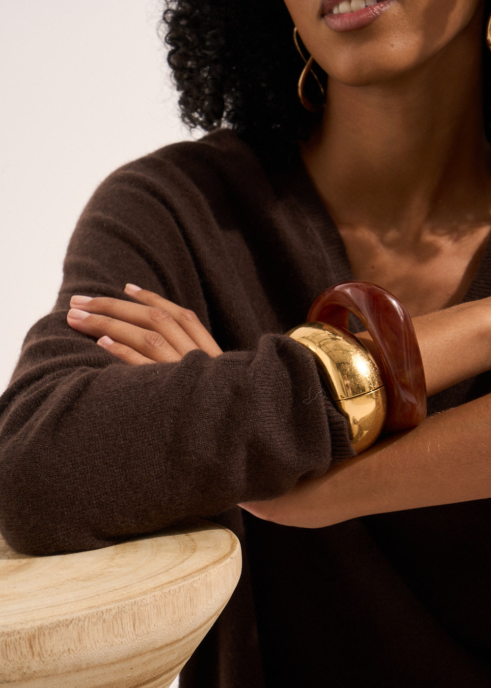 MONJOE Cashmere V-neck sweater with long sleeves - 2 - Sud Express - Sud Express