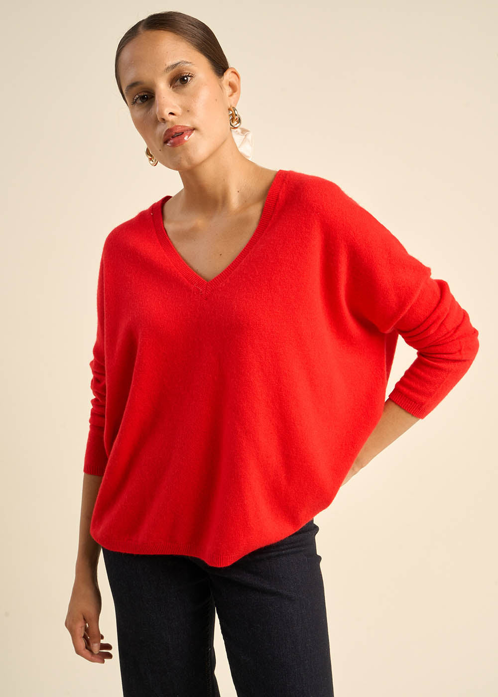 MONJOE Cashmere V-neck sweater with long sleeves - 1 - Sud Express - Sud Express