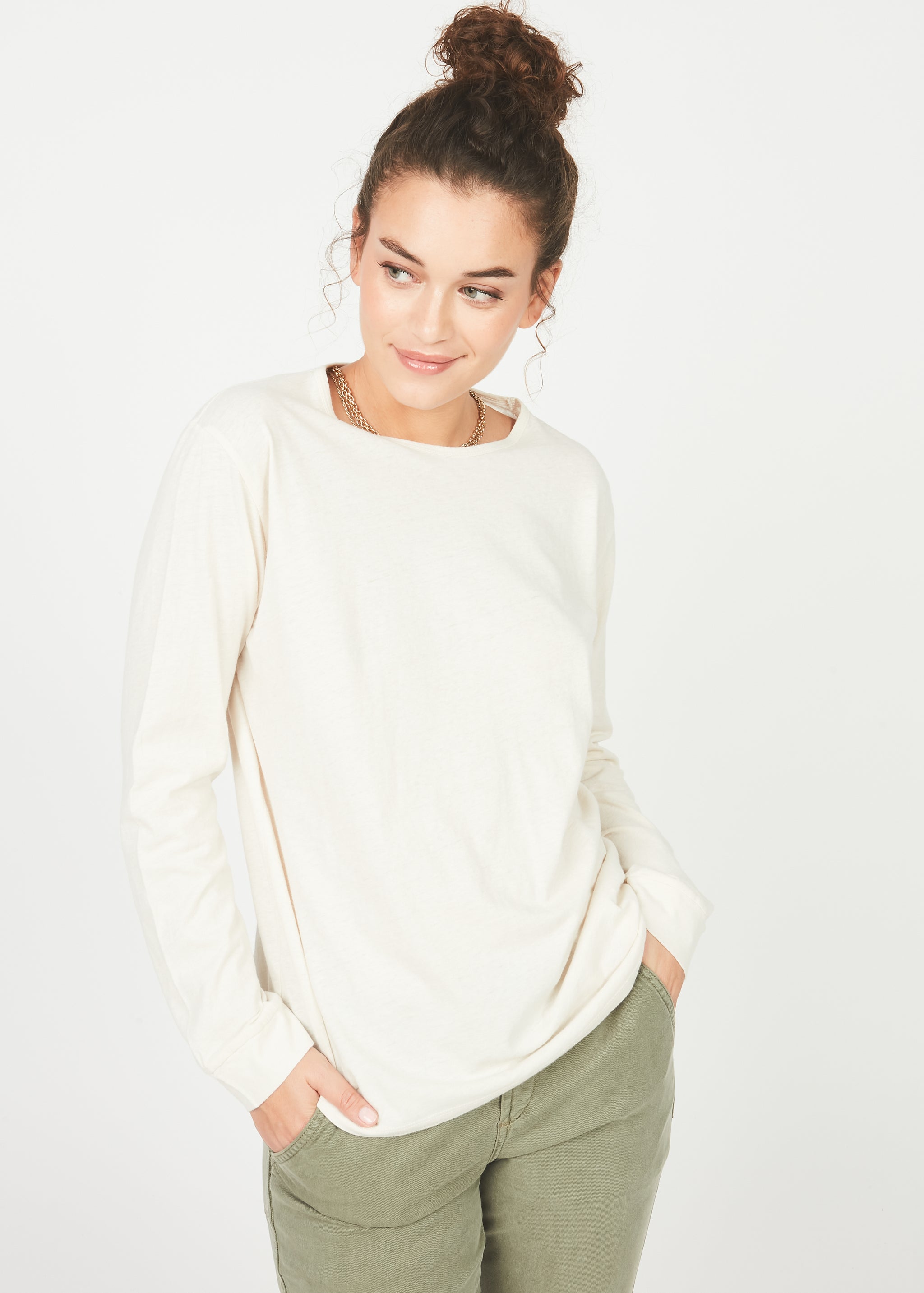 TORN Round neck and long sleeve t-shirt - 2 - Sud Express - Sud Express