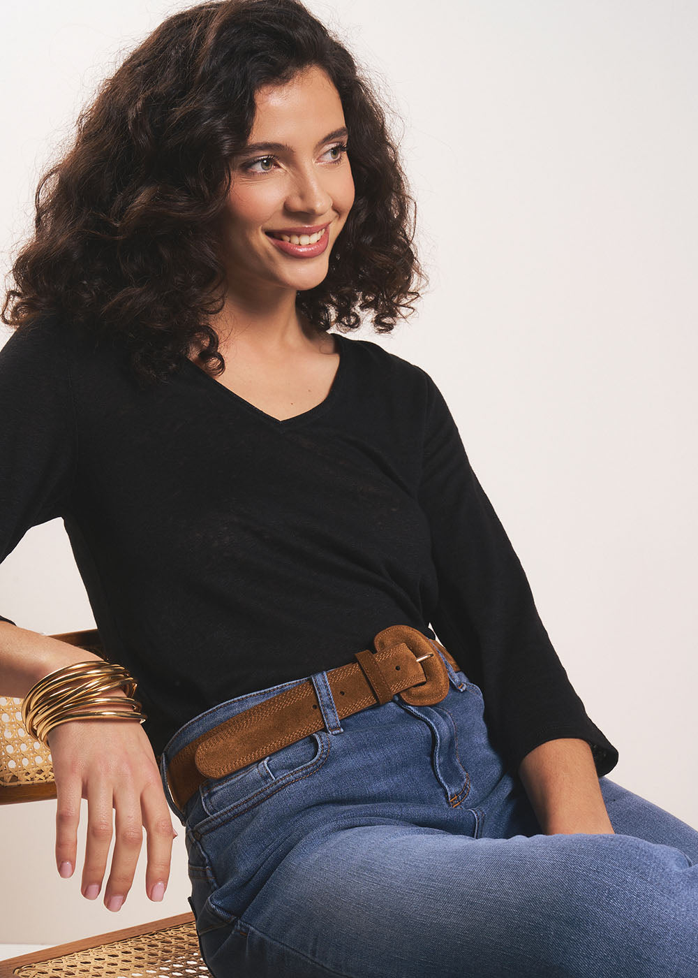 TOMEOH Linen T-shirt with V-neck - 1 - Sud Express - Sud Express