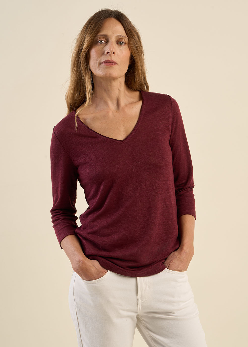 Linen T-shirt with V-neck - Sud Express - 6 - Sud Express