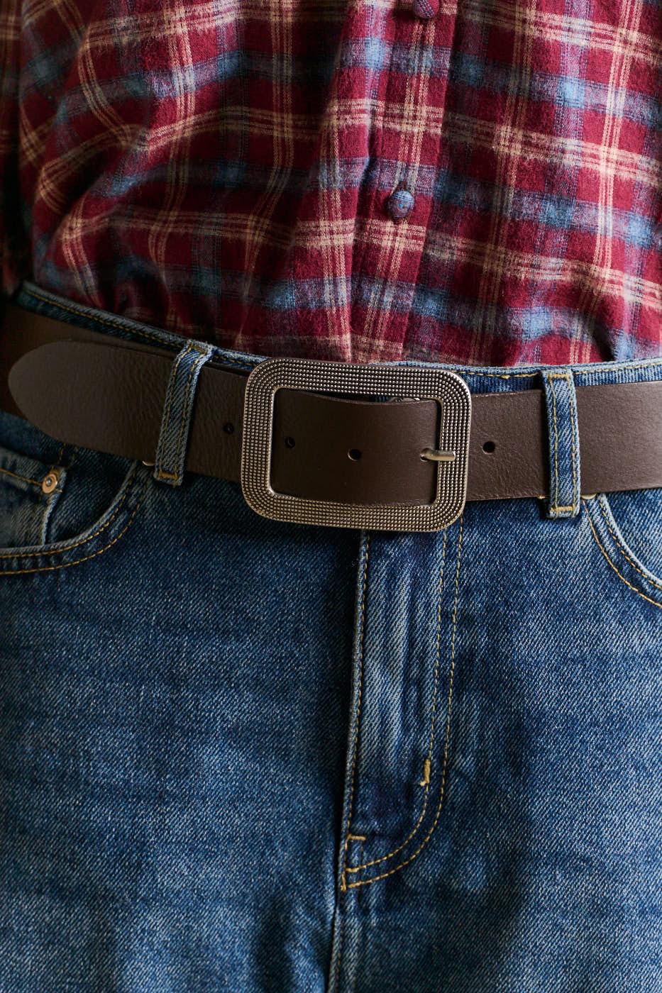 Leather belt with a rectangular buckle - Sud Express - 2 - Sud Express