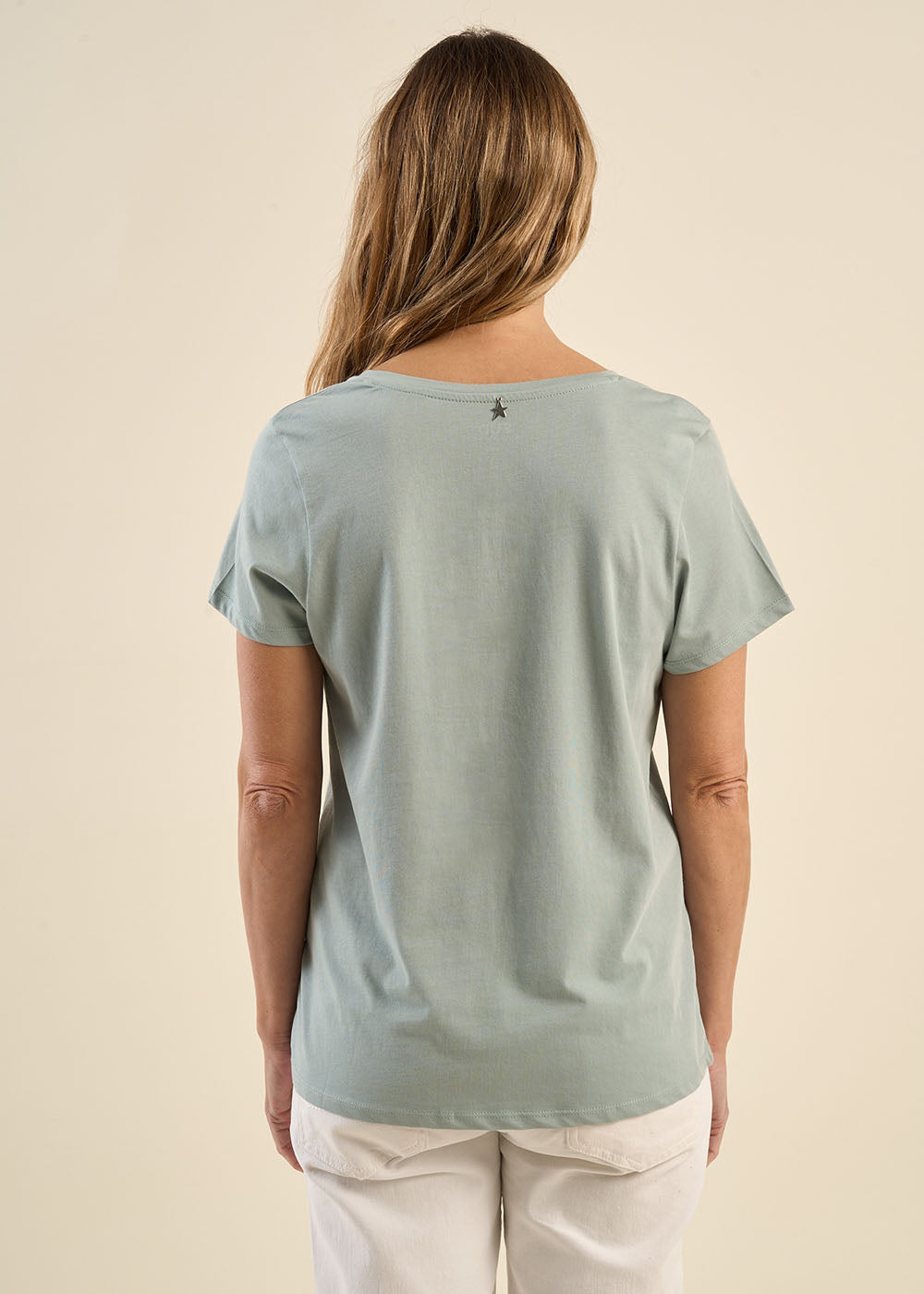 Cotton V-neck T-shirt - Sud Express - 3 - Sud Express