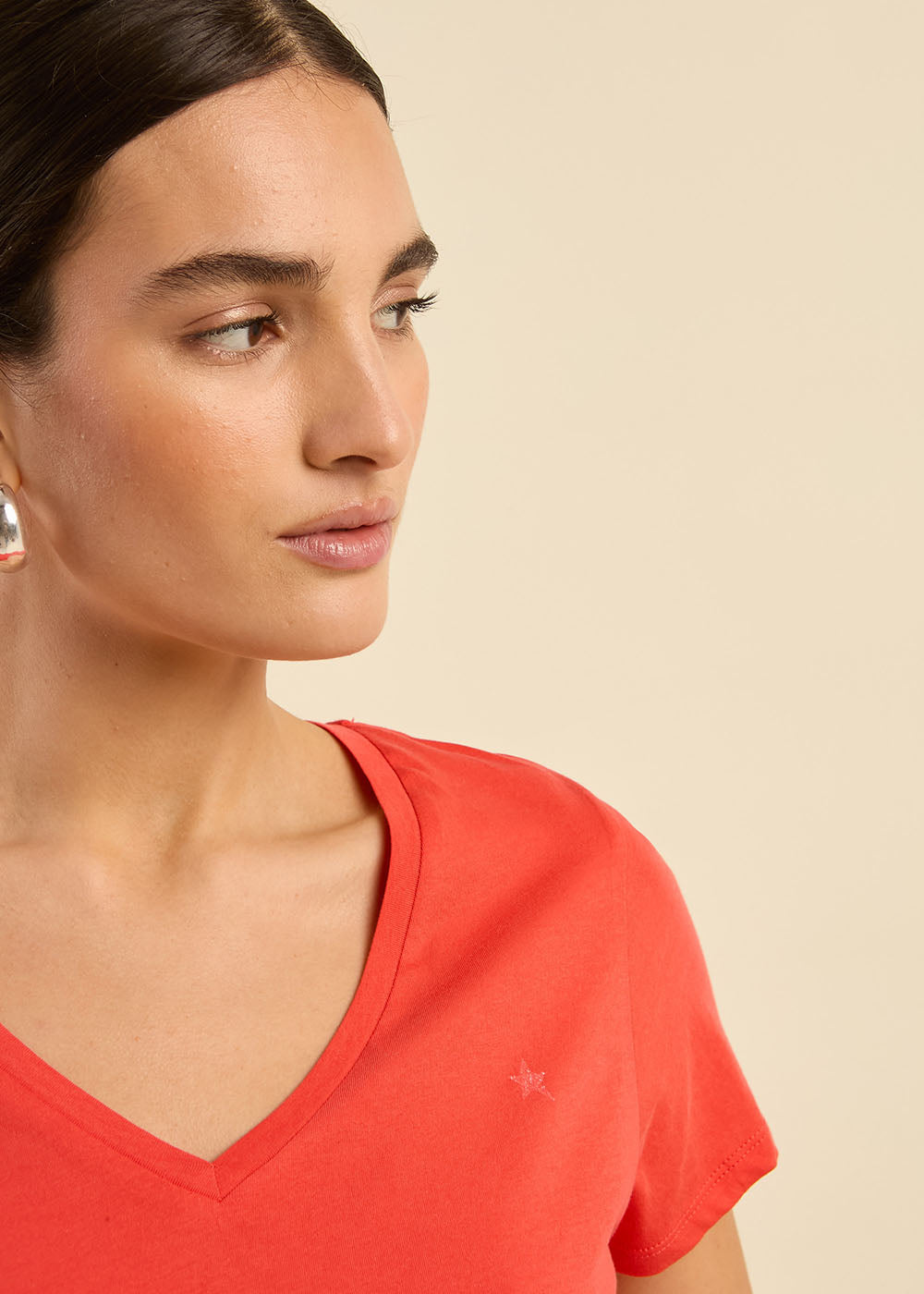 Cotton V-neck T-shirt - Sud Express - 4 - Sud Express