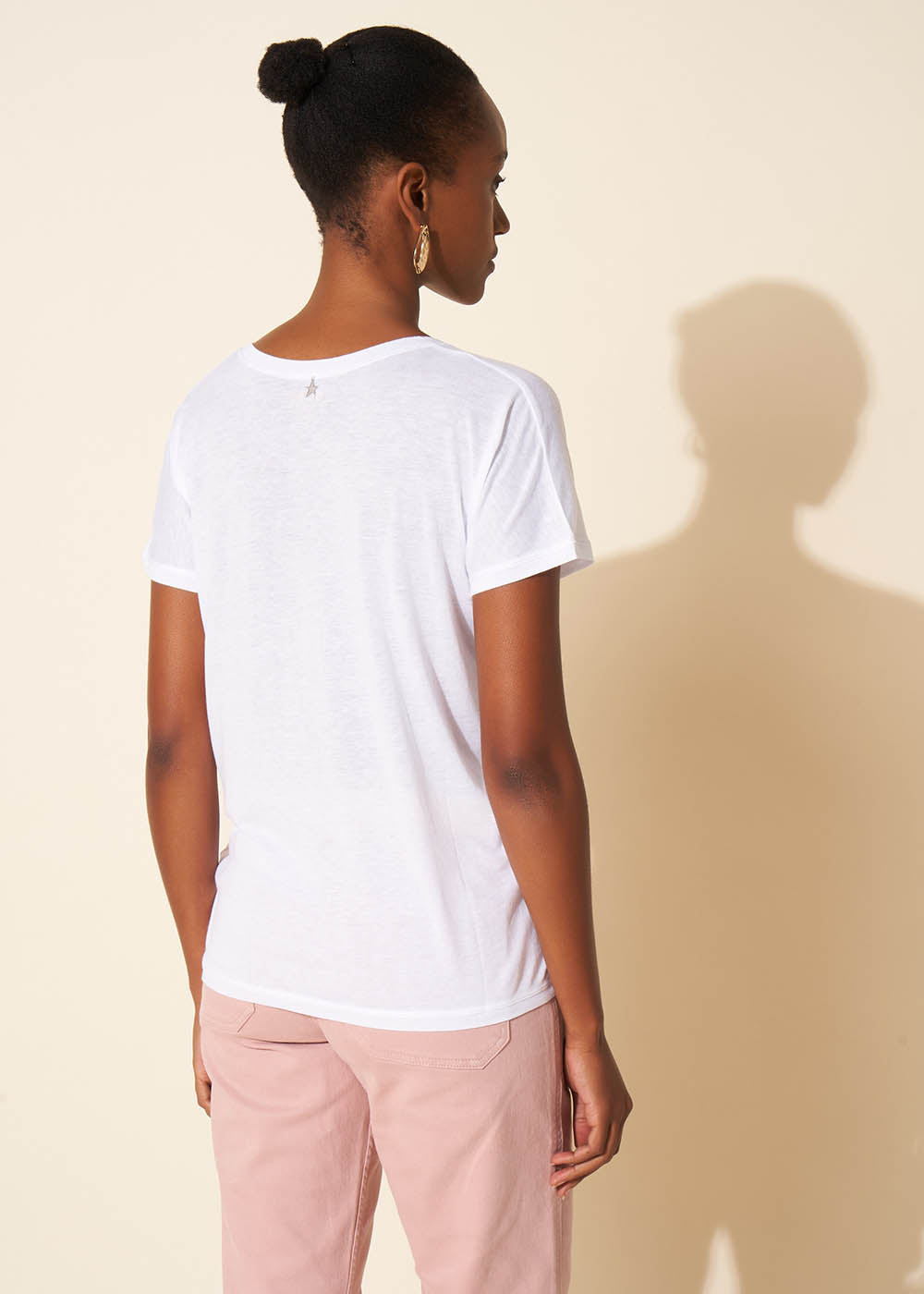 TELIZO Oversized V-neck T-shirt - 3 - Sud Express - Sud Express