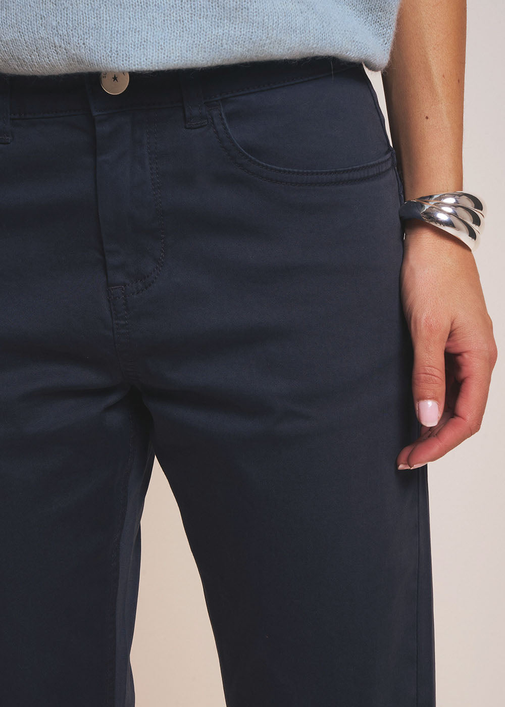 Slim peach skin - Sud Express - 4 - Sud Express