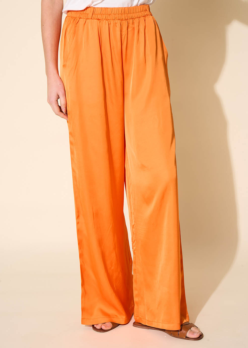 PAROCKY Wide-leg satin trousers - 4 - Sud Express - Sud Express